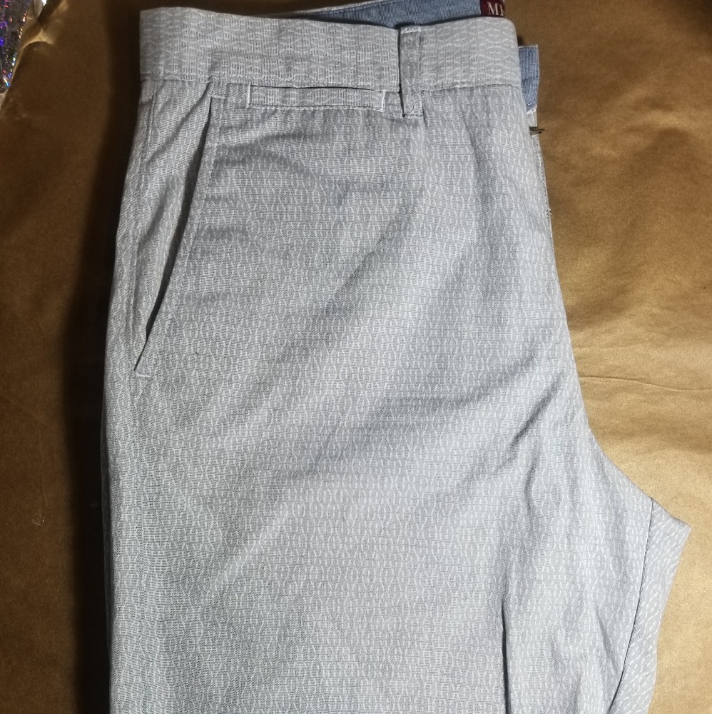 Short pants